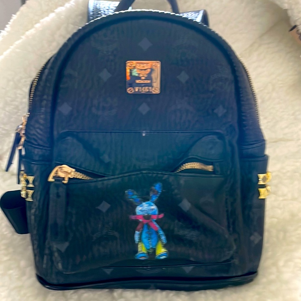 Mini BP MCM for child but and adult can wear to cute with bunny on front